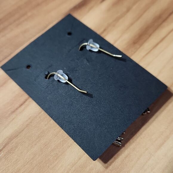 ✍️Handmade✍️ Giraffe Earring, Poem & Gift Box Set - Picture 4 of 11